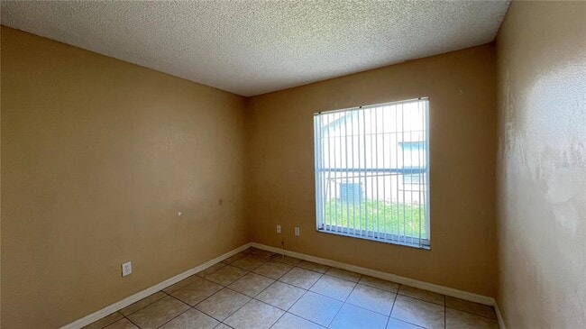 Building Photo - 1547 Oak Hill Trail