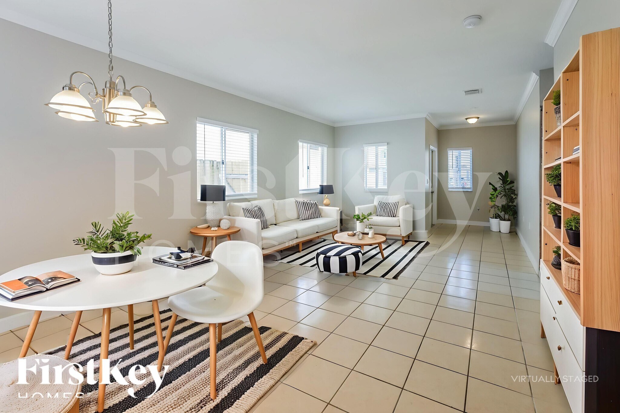 Building Photo - 2530 NE 41st Terrace