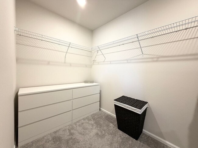 Building Photo - Stunning 2024 Bonney Lake/Tehaleh Home