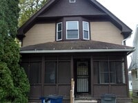 Building Photo - 1517 Lincoln Ave