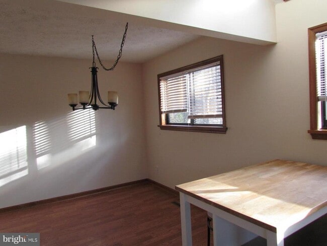 Building Photo - 23350 Black Oak Ct