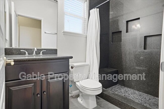 Building Photo - 30319 W Cedar Oak Ln