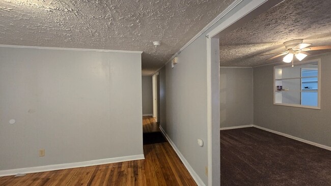 Building Photo - 1132 Hood Ave