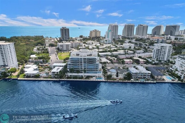 Building Photo - 715 Bayshore Dr
