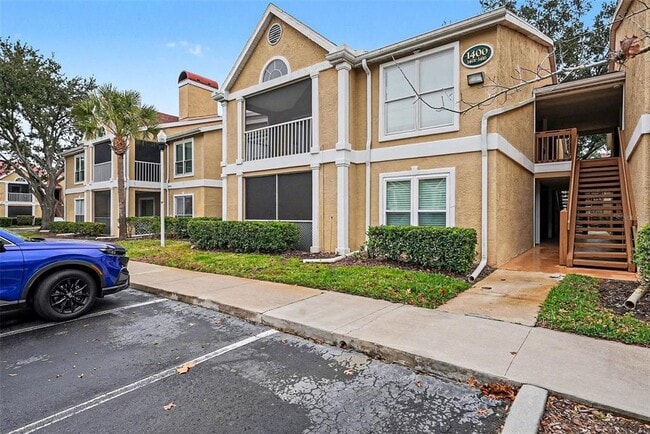 Building Photo - 9481 Highland Oak Dr