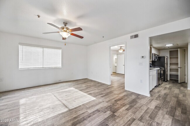 Building Photo - 3065 N 67th Ave