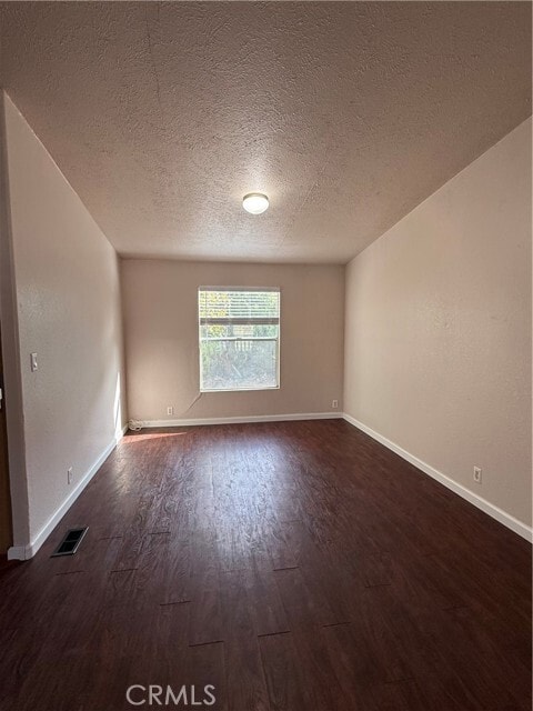 Building Photo - 45492 Sleepy Hollow Ln