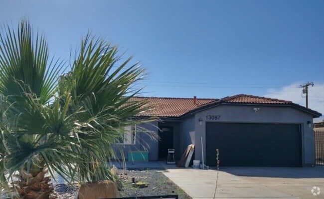 Building Photo - 13087 West Dr