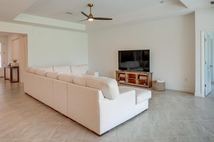 Building Photo - 11336 Canopy Loop