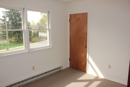 Building Photo - 2 Bedroom Townhouse for Rent in Bridgewater