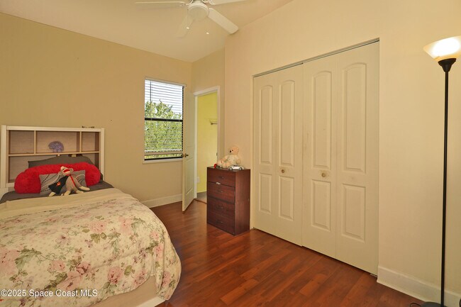 Building Photo - 1185 Talon Way