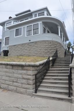 Building Photo - 2131 Albatross St