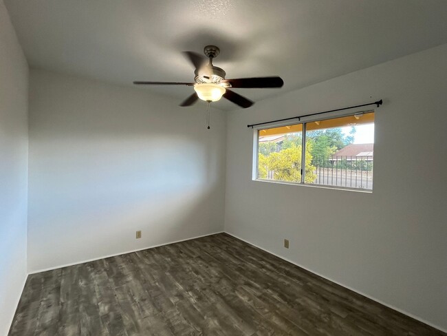 Building Photo - 4/2 SF Home in Royal Kunia!