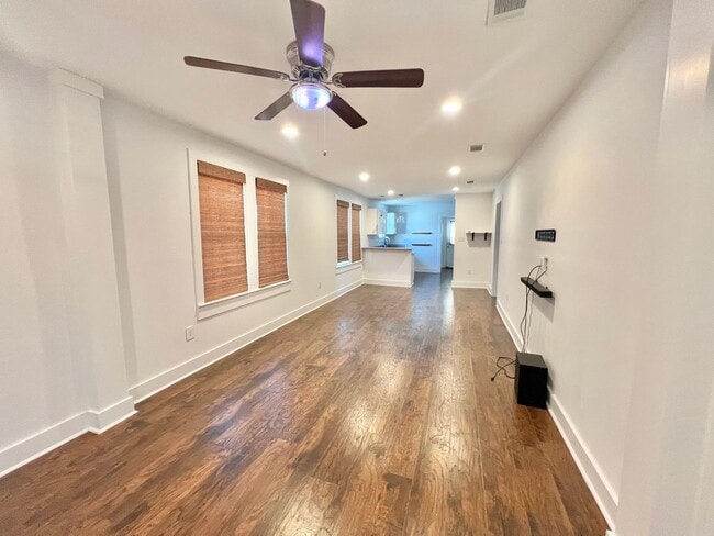 Building Photo - Charming Home In the Garden District- Ideal Location