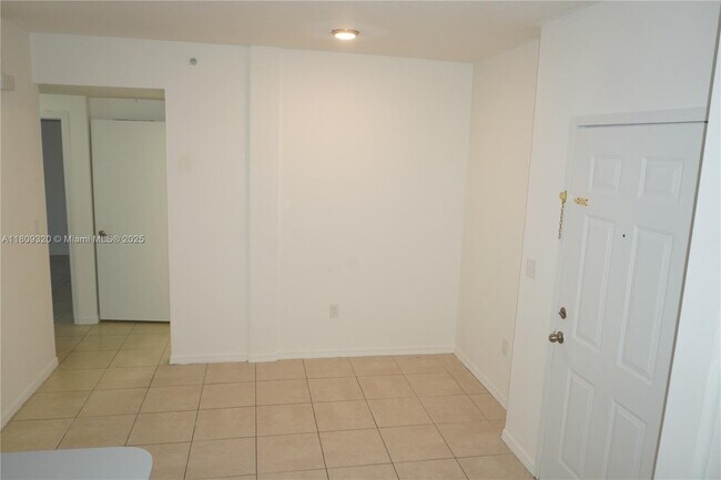 Building Photo - 11040 SW 196th St