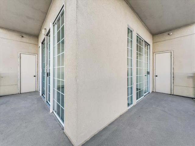 Building Photo - 3225 Turtle Creek Blvd Blvd