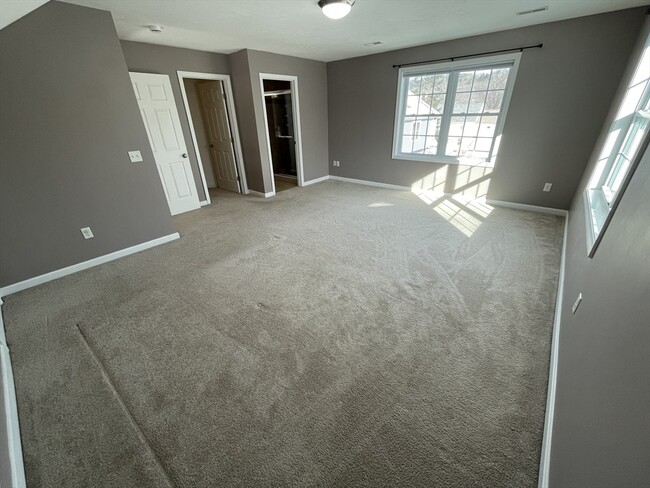 Building Photo - 84 C St