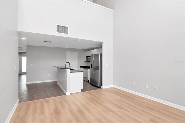Building Photo - 1621 E 4th Ave