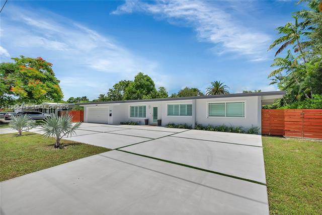 Building Photo - 8015 SW 136th St