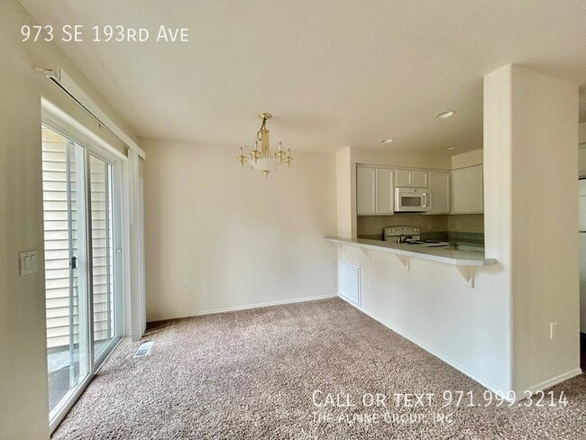 Building Photo - 973 SE 193rd Ave