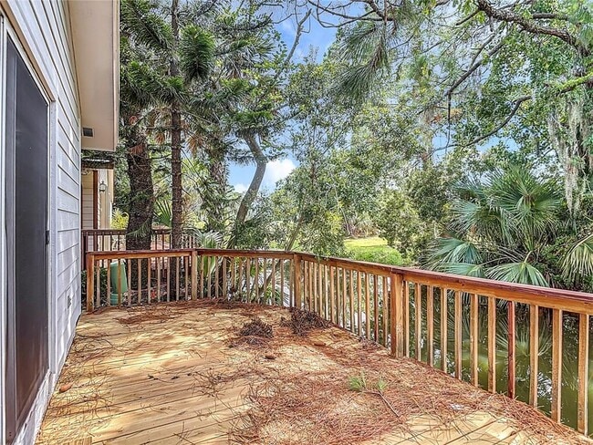 Building Photo - 289 Gull Dr S