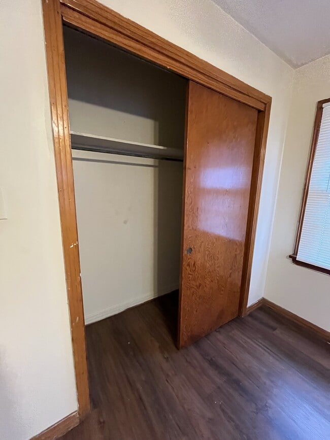 Building Photo - 5757 Naff Ave