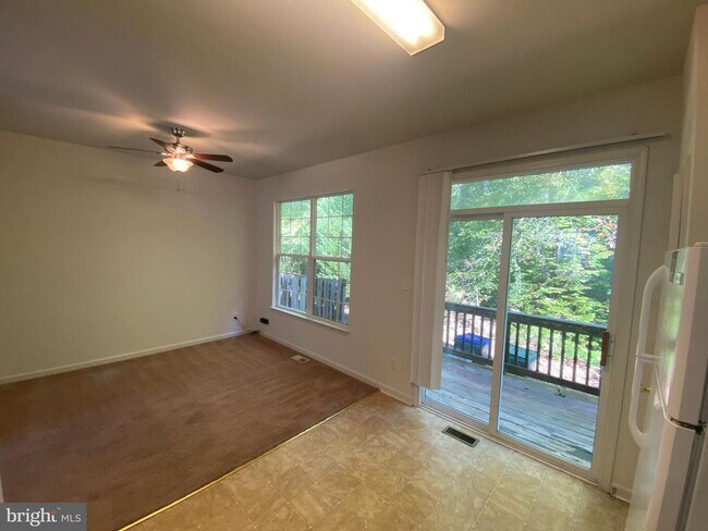 Building Photo - 4249 Normandy Ct