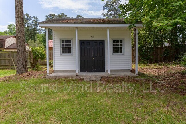 Building Photo - 1205 Opossum Trot Ln