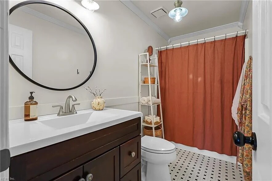 Building Photo - 4048 Bradshaw Dr