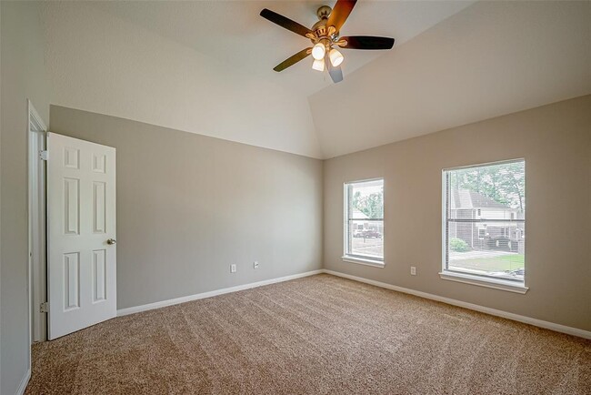 Building Photo - 215 Wood Cir Ln