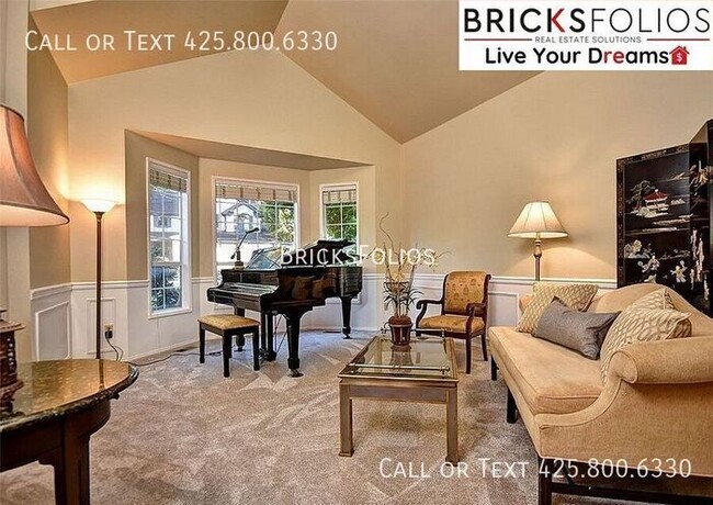 Building Photo - Luxurious 5-bedroom home in Sammamish with...
