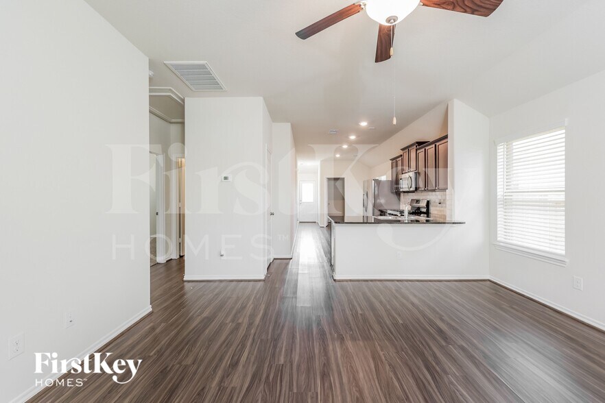 Building Photo - 23735 Woodgreen Terrace Dr