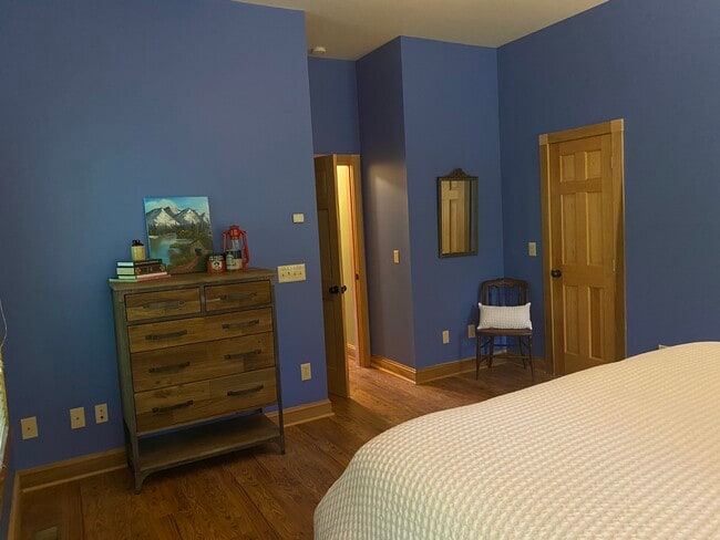 Building Photo - 512 Riverwalk Rdg Rd