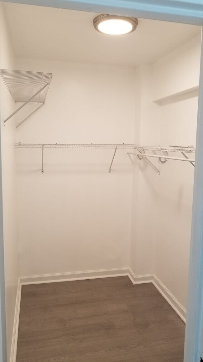 Building Photo - 2141 I St NW