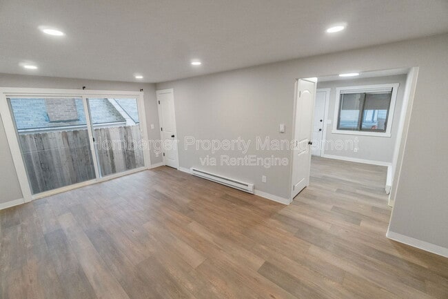 Building Photo - 508 E Rich Ave