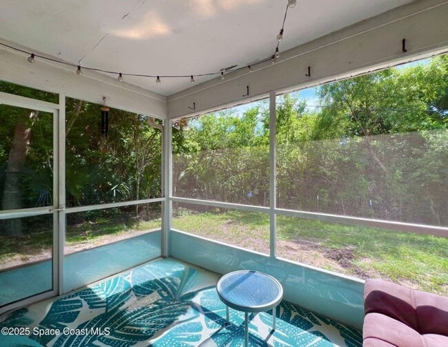 Building Photo - 2326 Talmadge Dr