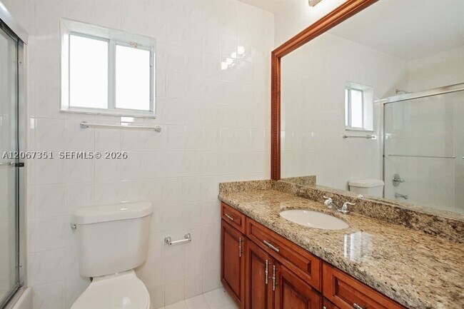 Building Photo - 16440 SW 144th Ave