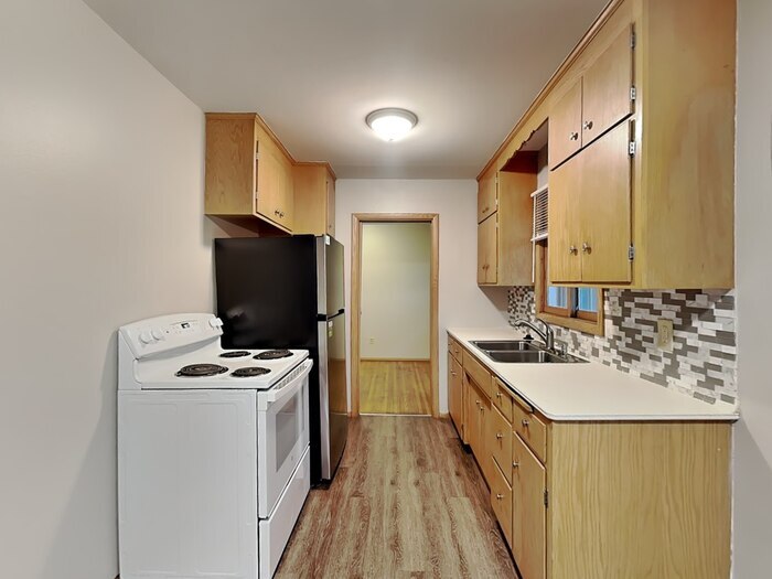 Building Photo - 5600 Vera Cruz Ave N