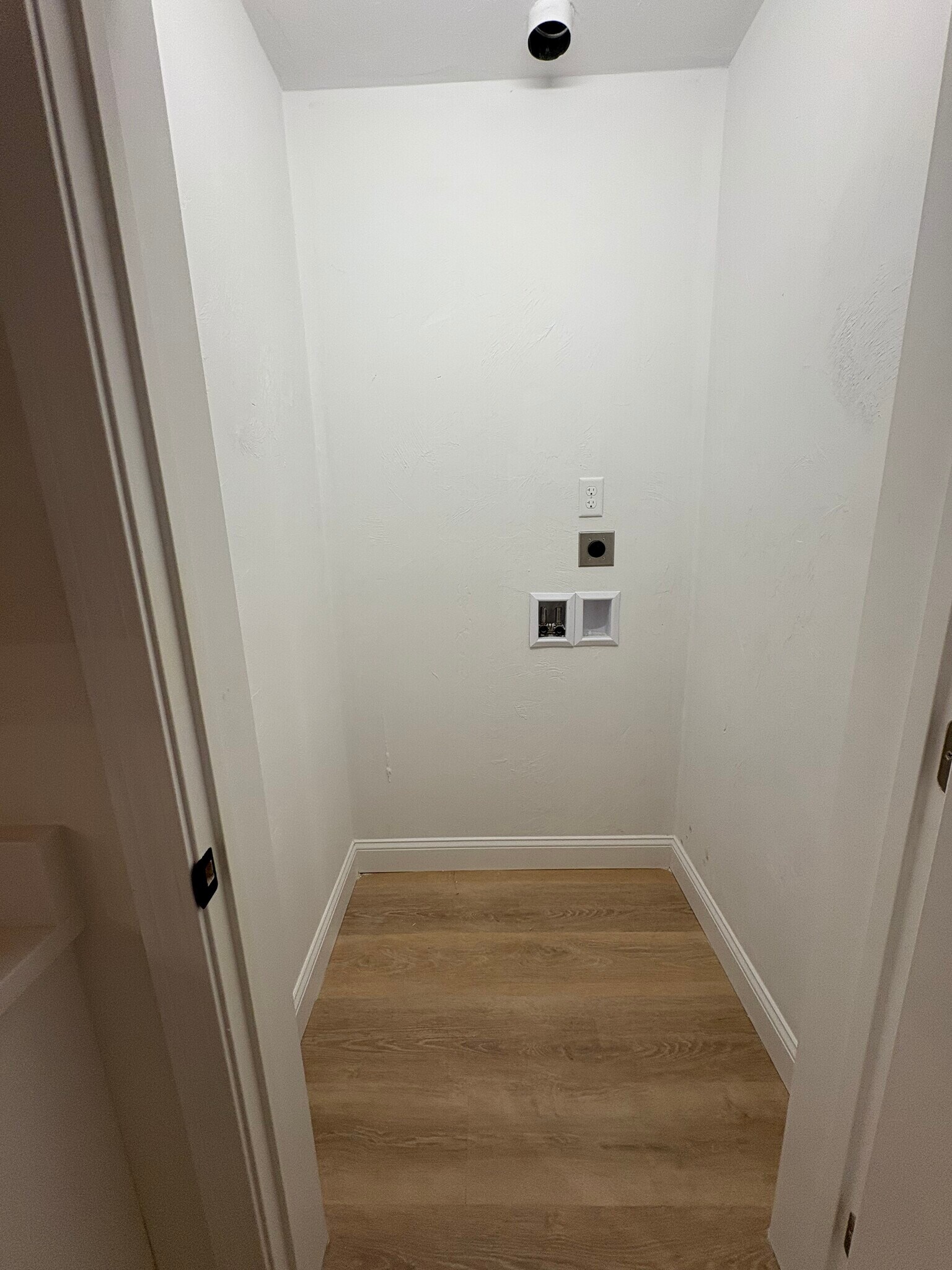 Building Photo - 154 Granite St