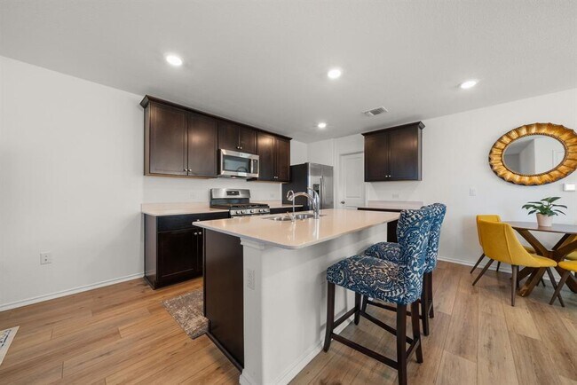 Building Photo - 7204 Sparkling Light Dr