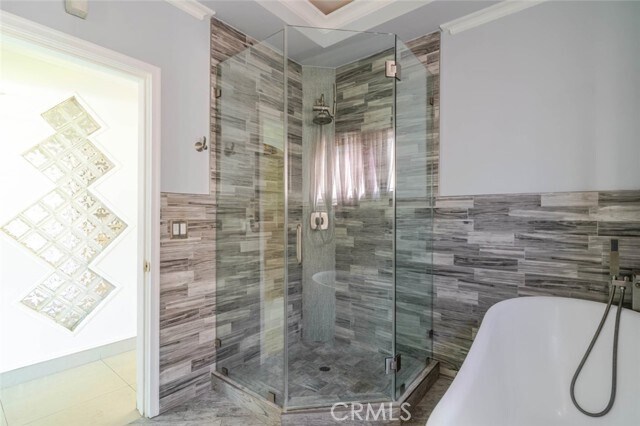 Building Photo - 2138 N Frederic St