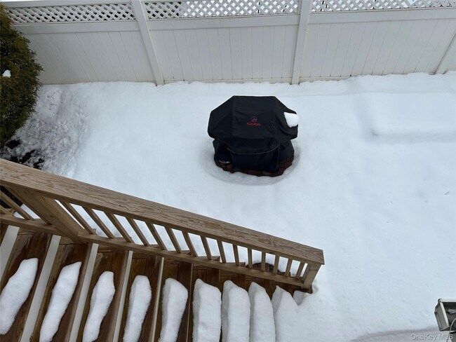 Building Photo - 259 Lincoln Blvd