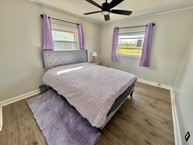 Building Photo - 2073 Castleton Rd