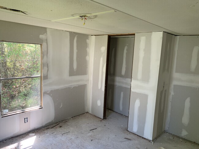 Building Photo - Murrill Hill Estates MHP