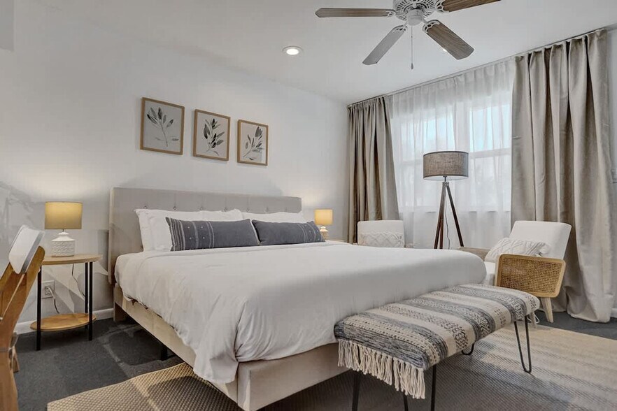 Primary Photo - 810 S Surf Rd