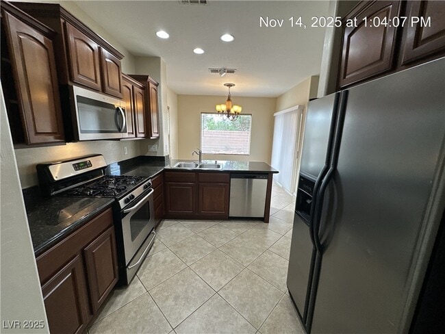 Building Photo - 6853 Feral Dove St