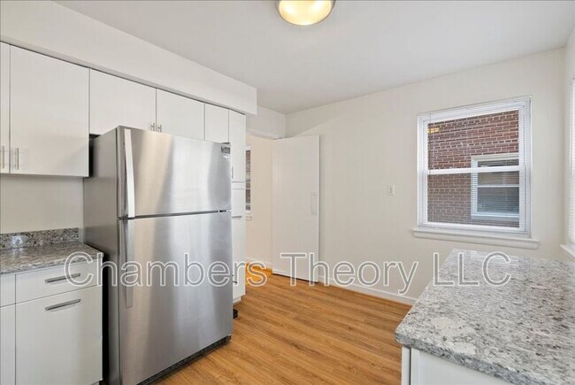 Building Photo - 4411 Harrison St NW