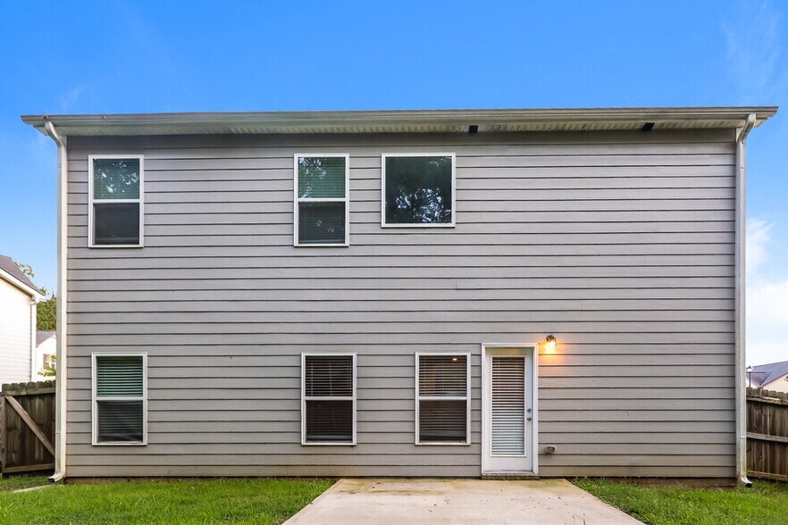 Building Photo - 12222 Shelby Ct