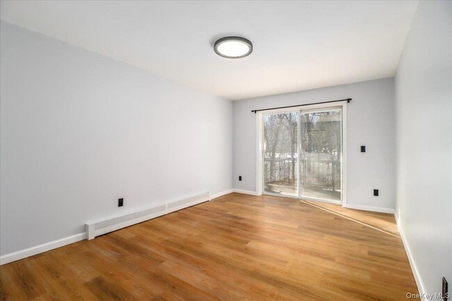 Building Photo - 615 Fox Run Ln