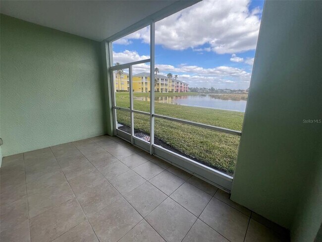 Building Photo - 2160 Heron Lake Dr